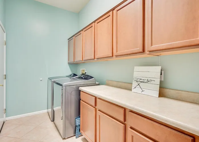 Holiday home Spacious In Saddlebrooke 55-plus Community!