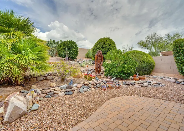 Holiday home Spacious In Saddlebrooke 55-plus Community!